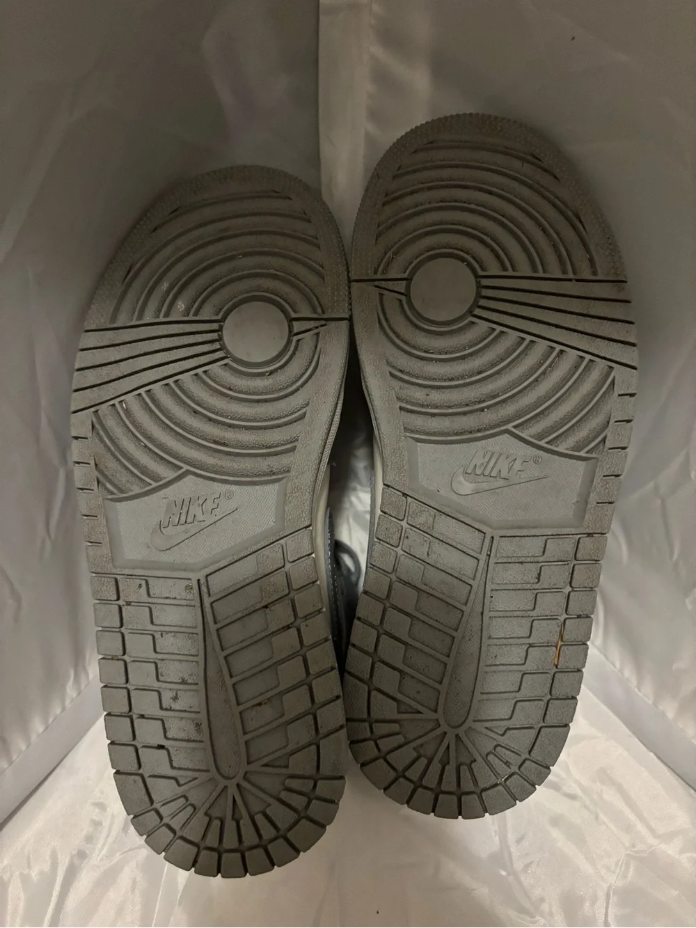 Nike Mid-Top Sneakers in Gray & White
